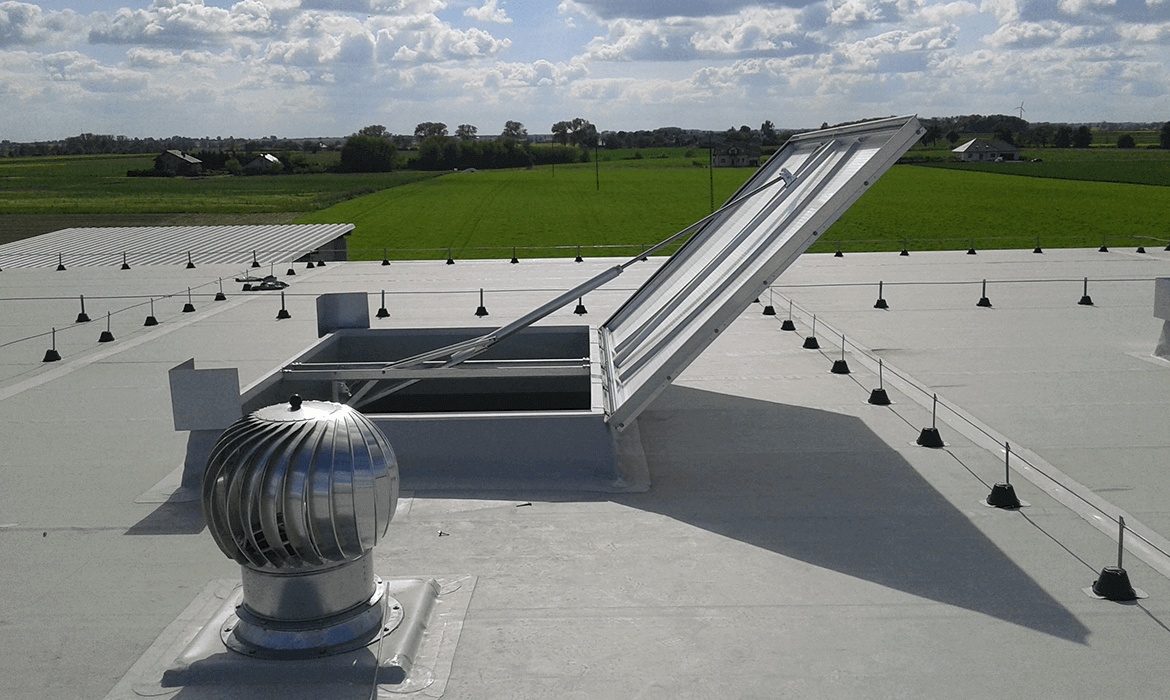 Klapa dymowa, oddymiająca AWAK PS2 Podstawa prosto-skośna 50cm Dowolny wymiar